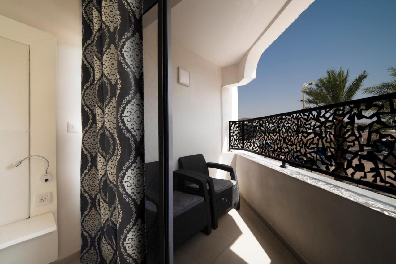 Rich Royal Suites Eilat Exterior photo
