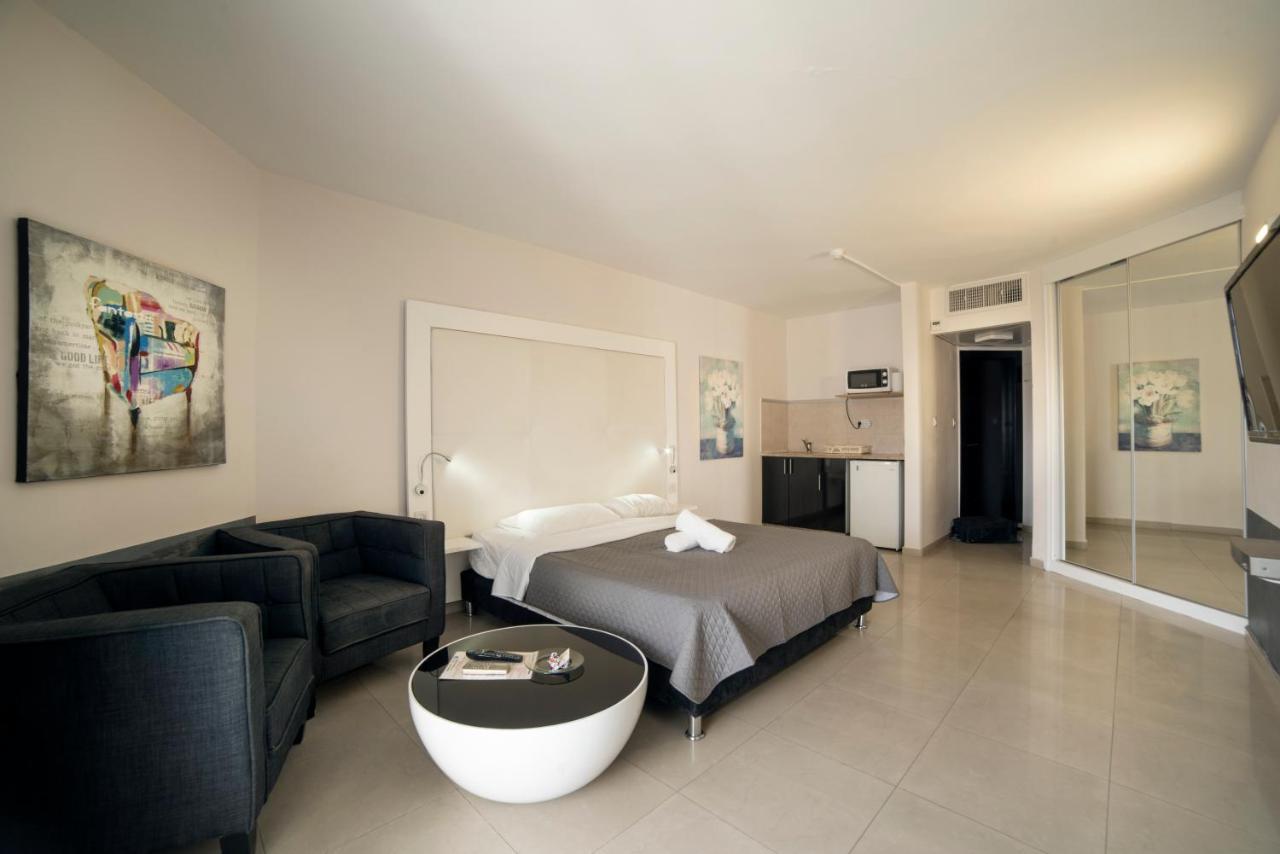 Rich Royal Suites Eilat Exterior photo